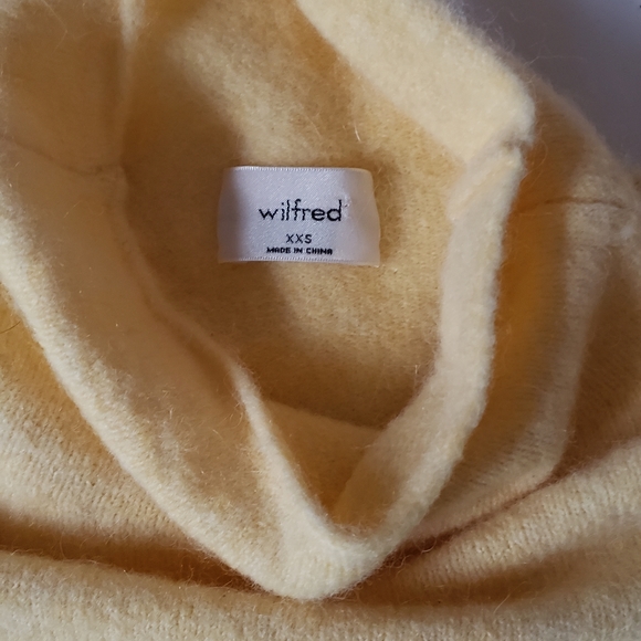 Aritzia Wilfred Lorin Sweater - Picture 2 of 3